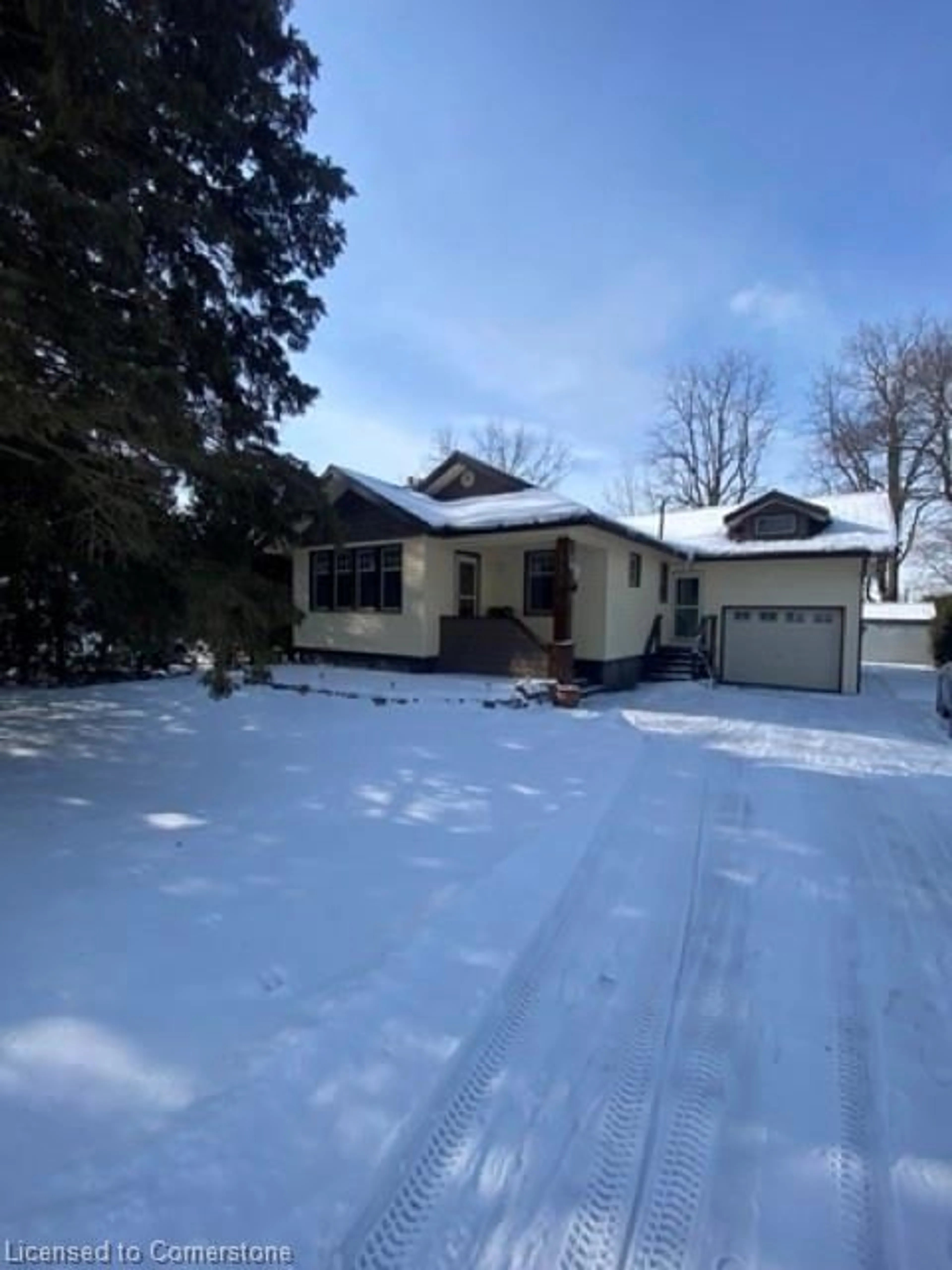 A pic from outside/outdoor area/front of a property/back of a property/a pic from drone, street for 153 Elizabeth St, Thedford Ontario N0M 2N0