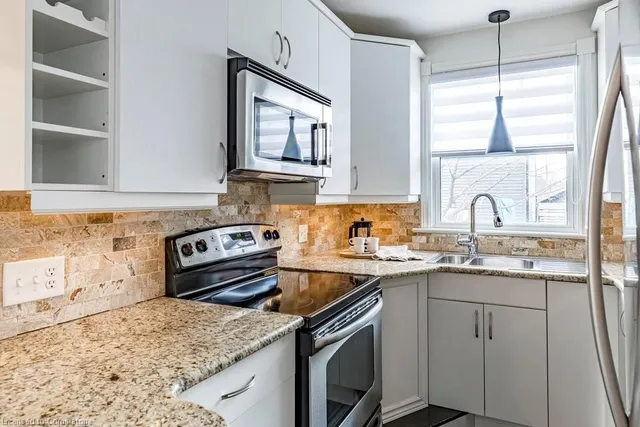 Additional property image - 2 Bond St