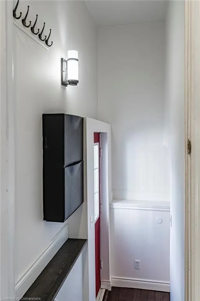 Additional property image - 2 Bond St