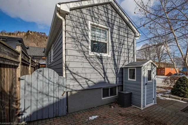 Additional property image - 2 Bond St