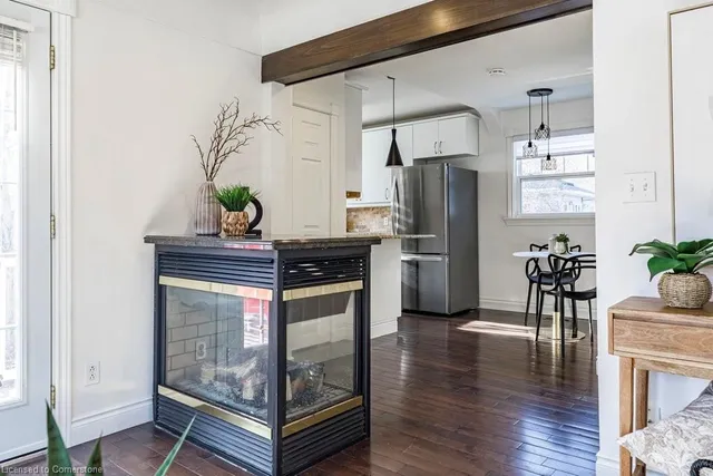 Additional property image - 2 Bond St