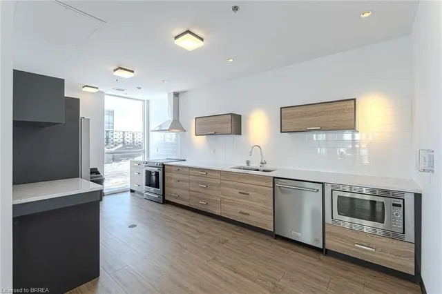 Additional property image - 60 Charles St Unit 503