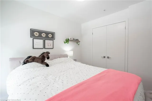Additional property image - 479 Charlton Avenue East Unit 101