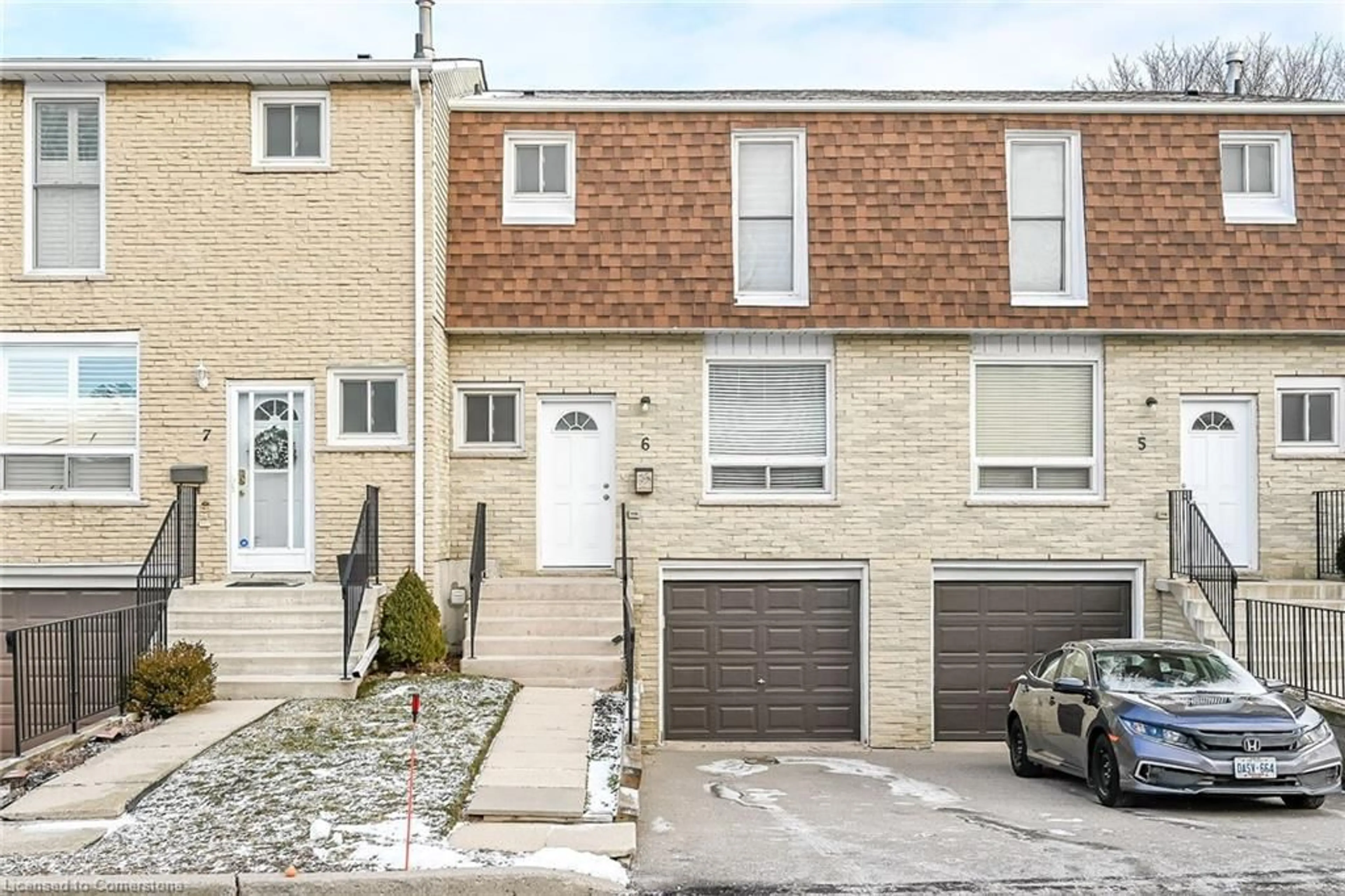 Unknown for 1338 Upper Gage Ave #6, Hamilton Ontario L8W 1N2