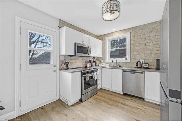 Additional property image - 237 East 19th St