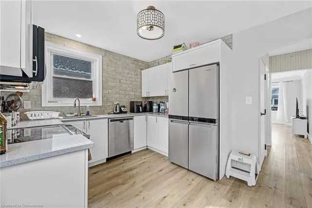 Additional property image - 237 East 19th St