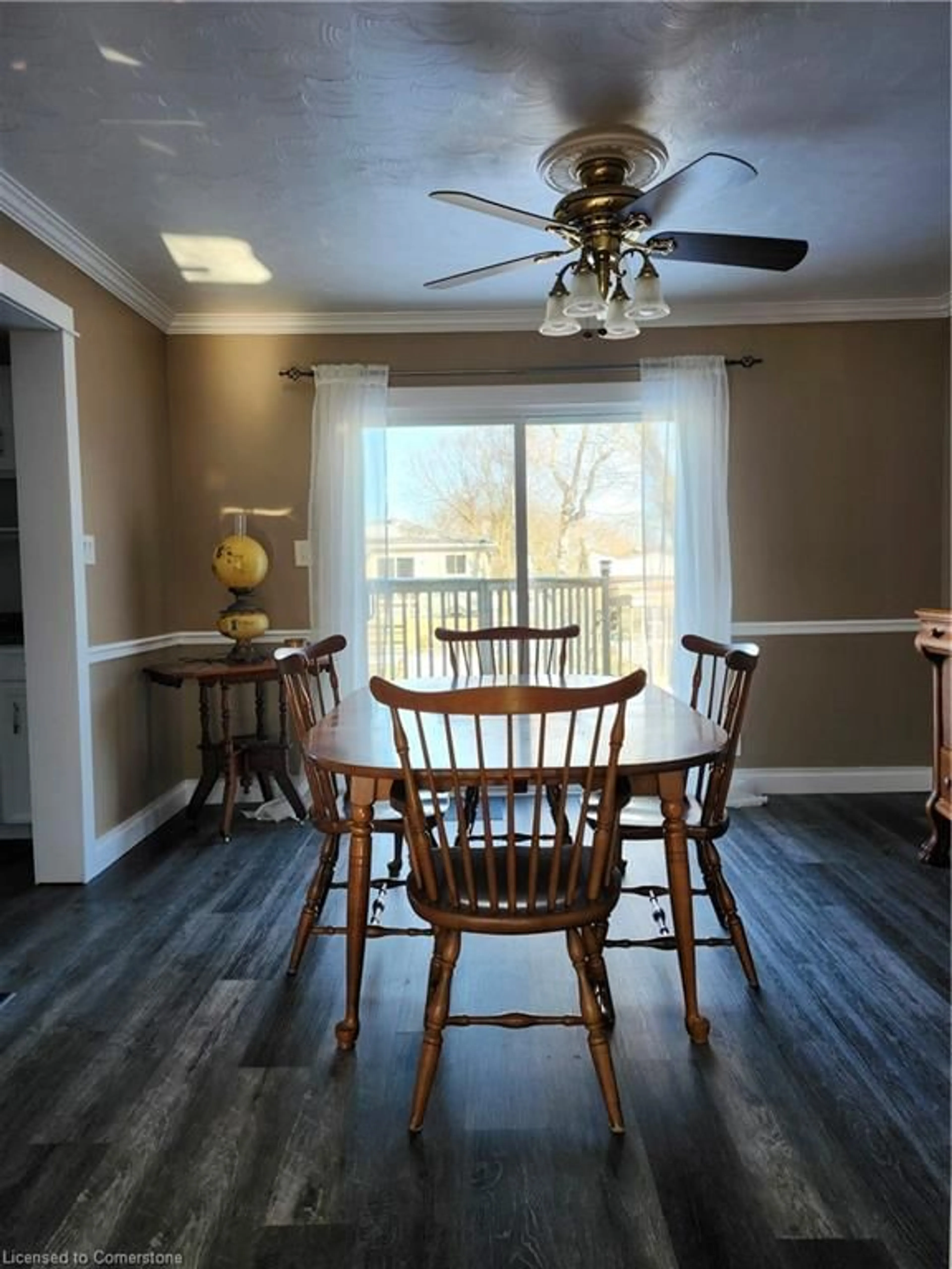 Dining room, wood/laminate floor for 1044 Main St, Port Dover Ontario N0A 1N2