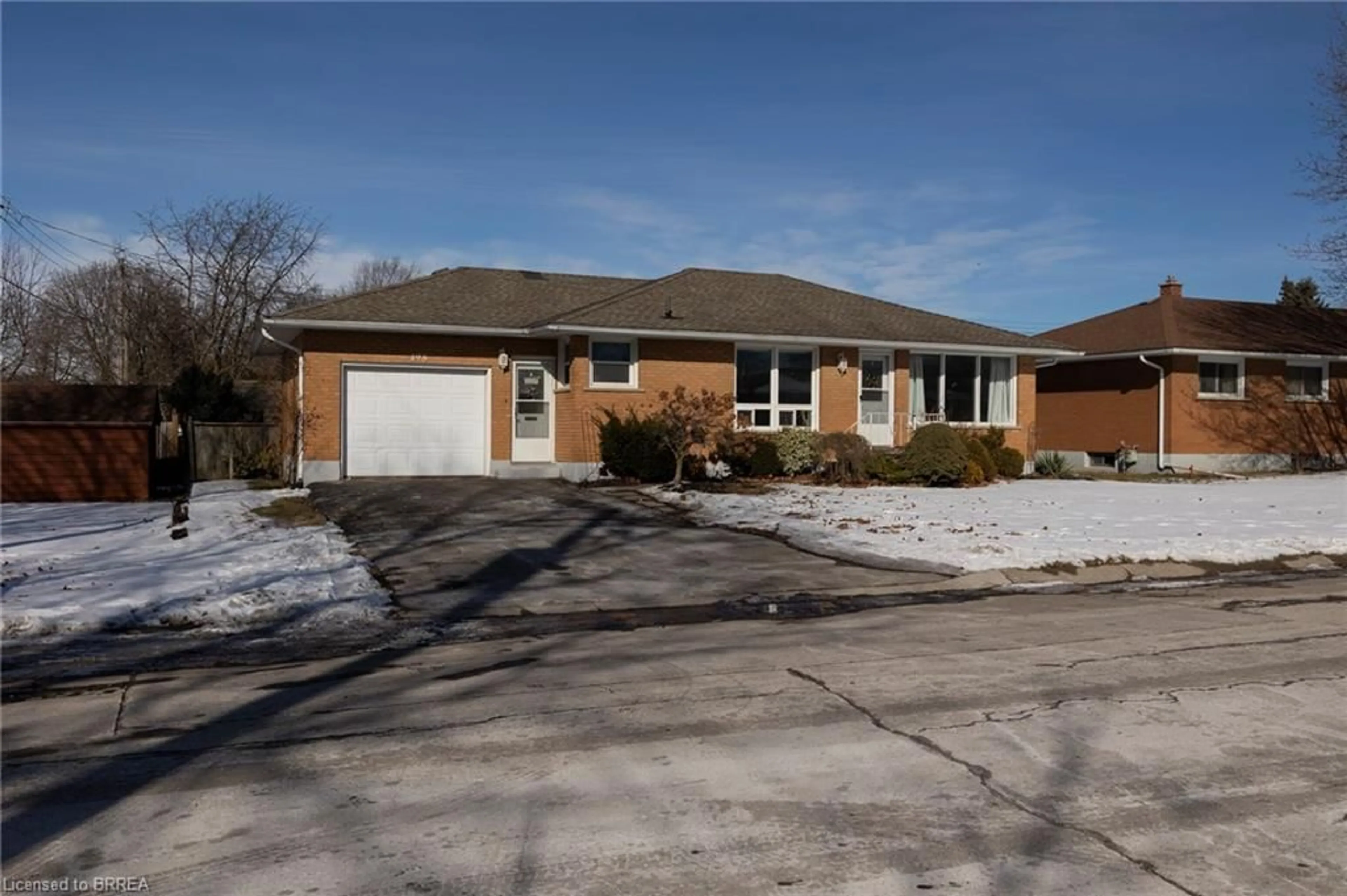 Home with brick exterior material, street for 195 Connaught Ave, Delhi Ontario N4B 1L2