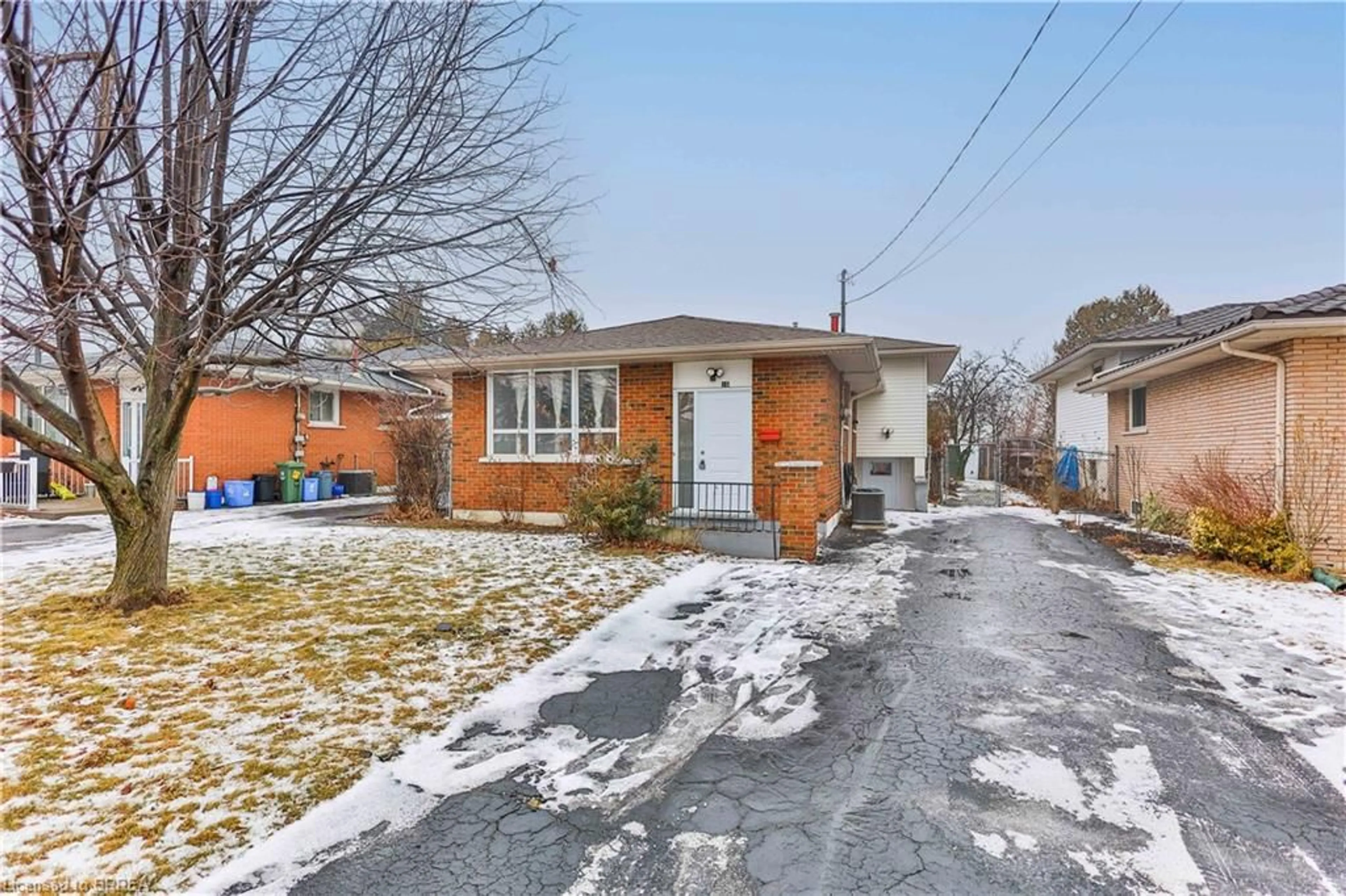 Home with brick exterior material, street for 15 Queensbury Dr, Hamilton Ontario L8W 1J1