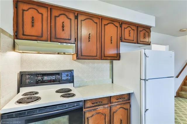 Additional property image - 15 Queensbury Dr