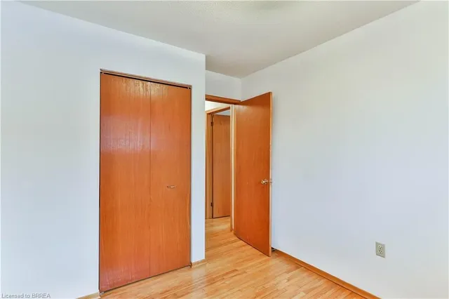 Additional property image - 15 Queensbury Dr