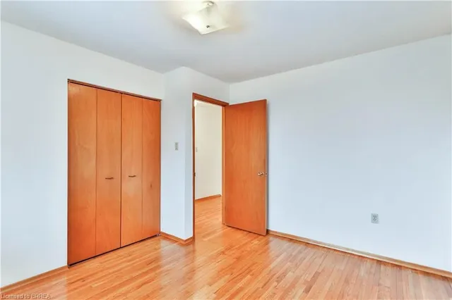 Additional property image - 15 Queensbury Dr