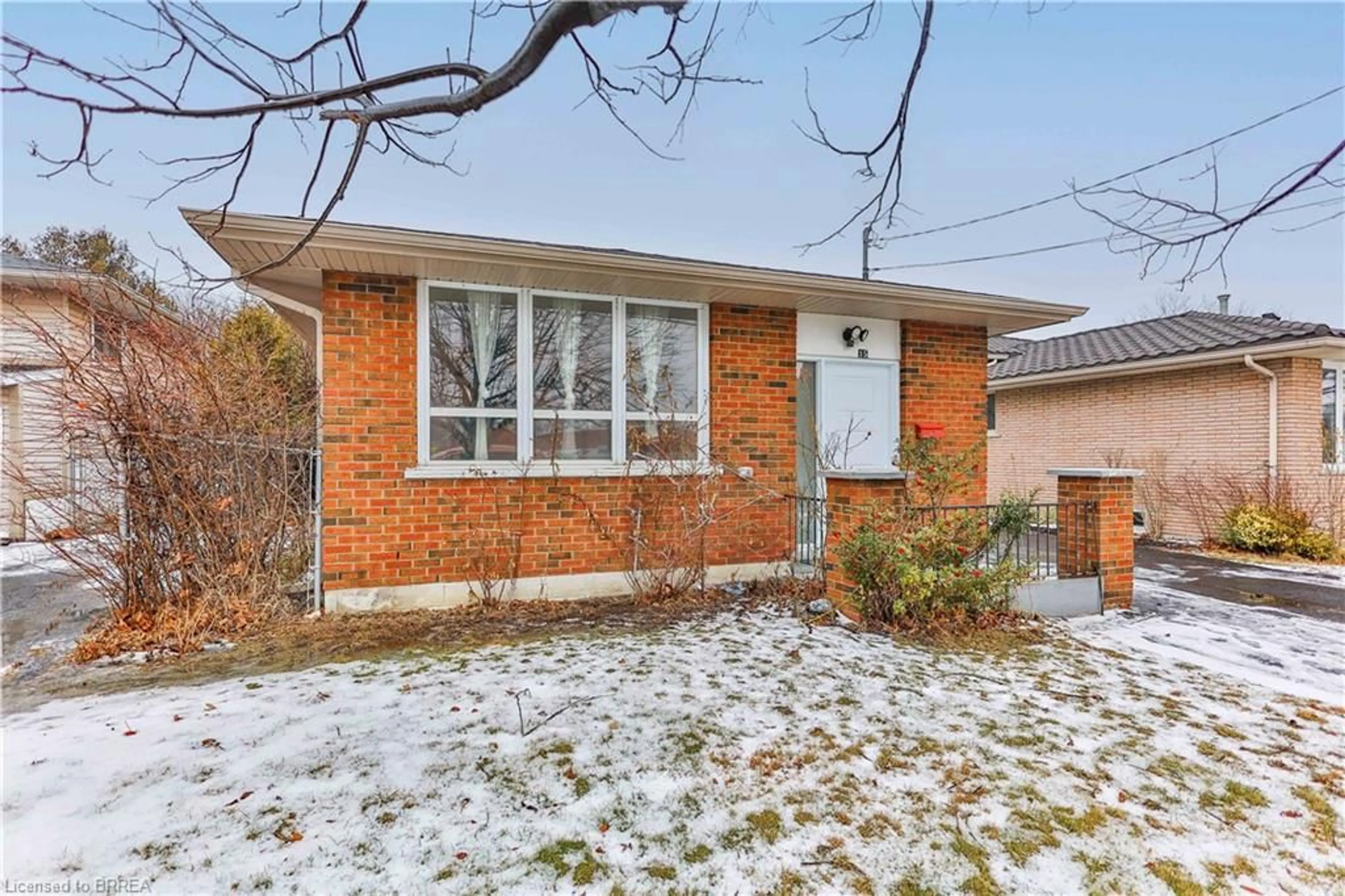 Home with brick exterior material, street for 15 Queensbury Dr, Hamilton Ontario L8W 1J1