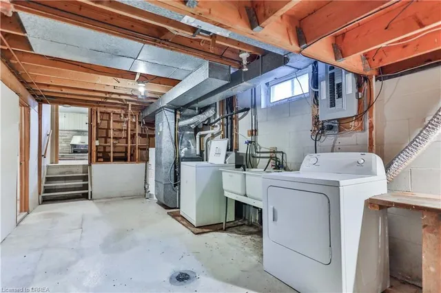 Additional property image - 15 Queensbury Dr