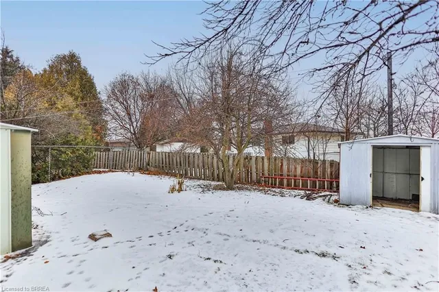 Additional property image - 15 Queensbury Dr