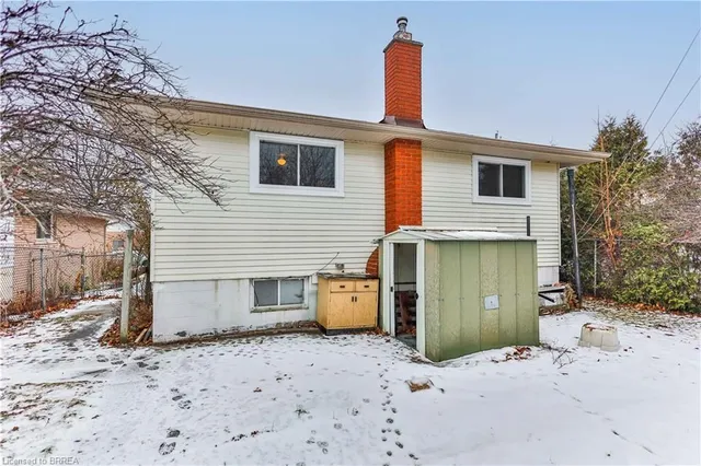 Additional property image - 15 Queensbury Dr