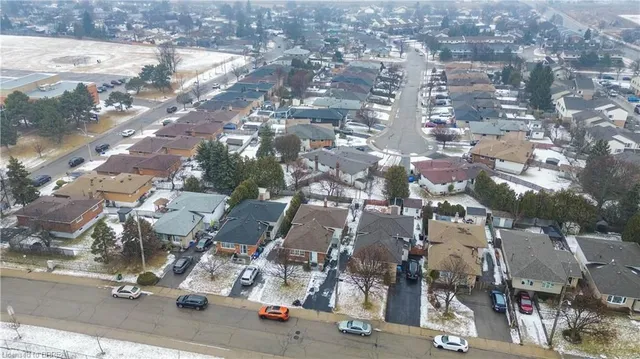 Additional property image - 15 Queensbury Dr