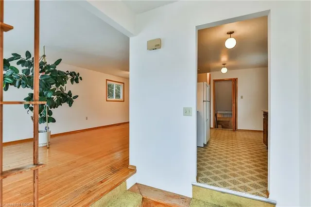 Additional property image - 15 Queensbury Dr