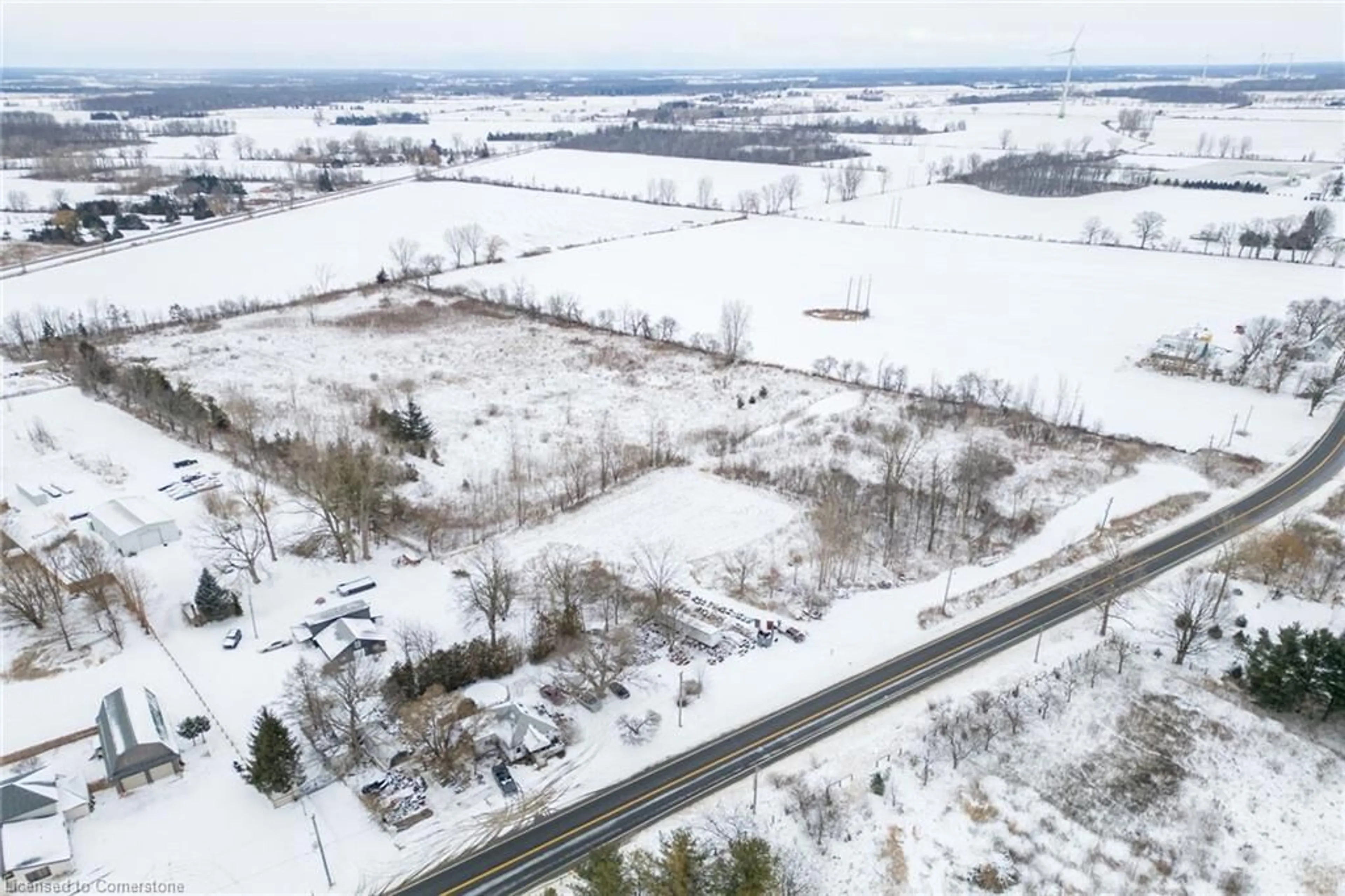 A pic from outside/outdoor area/front of a property/back of a property/a pic from drone, unknown for 1619 Highway 3 E Hwy, Dunnville Ontario N1A 2W7