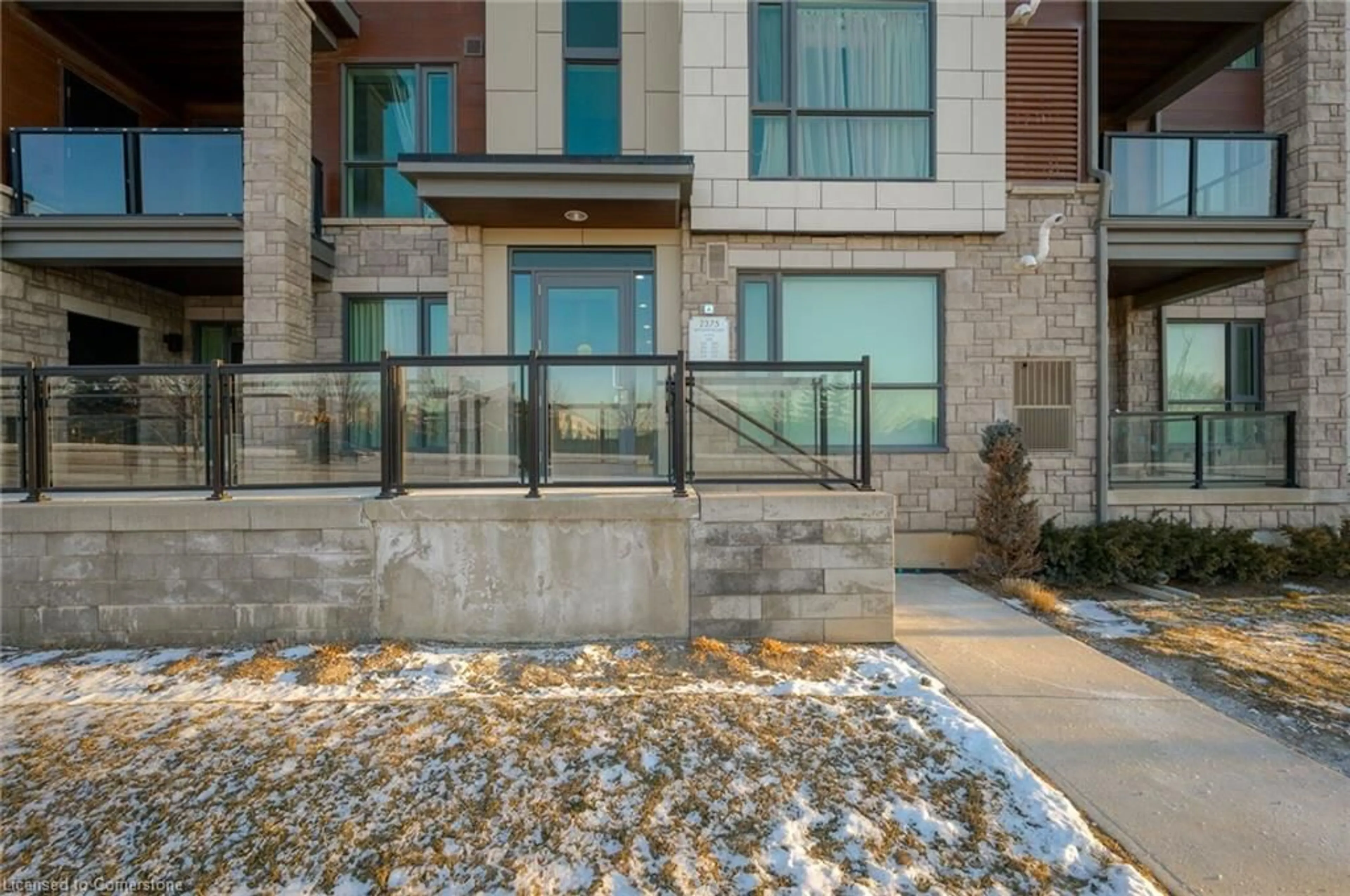 Patio, water/lake/river/ocean view for 2375 Bronte Rd #303, Bronte Ontario L6M 1P5