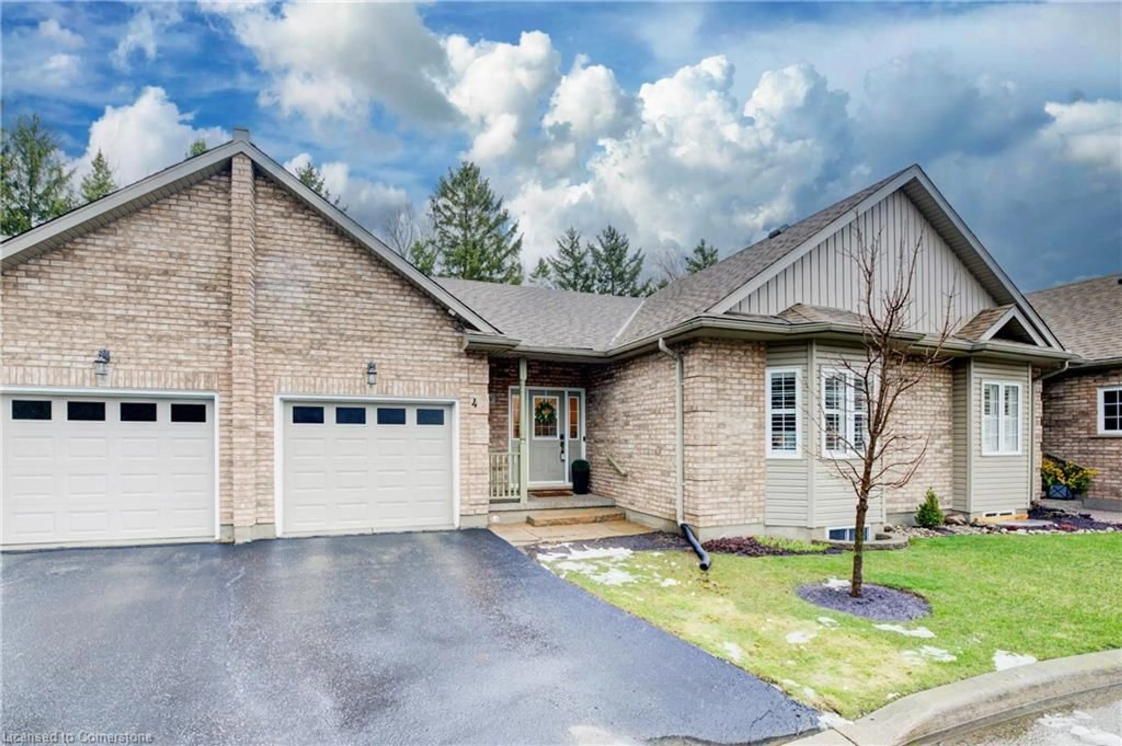 Home with brick exterior material, street for 460 Waterloo St #4, New Hamburg Ontario N3A 4M1