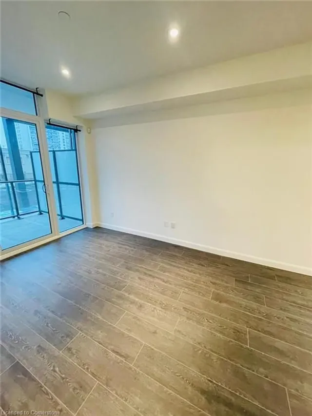 Additional property image - 741 King St Unit 103