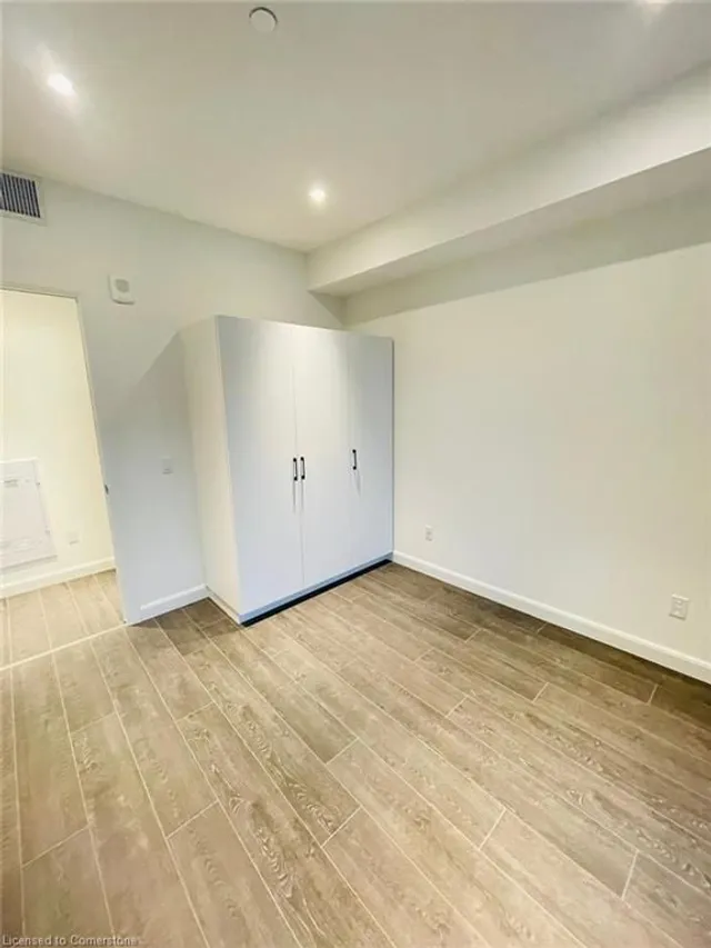 Additional property image - 741 King St Unit 103