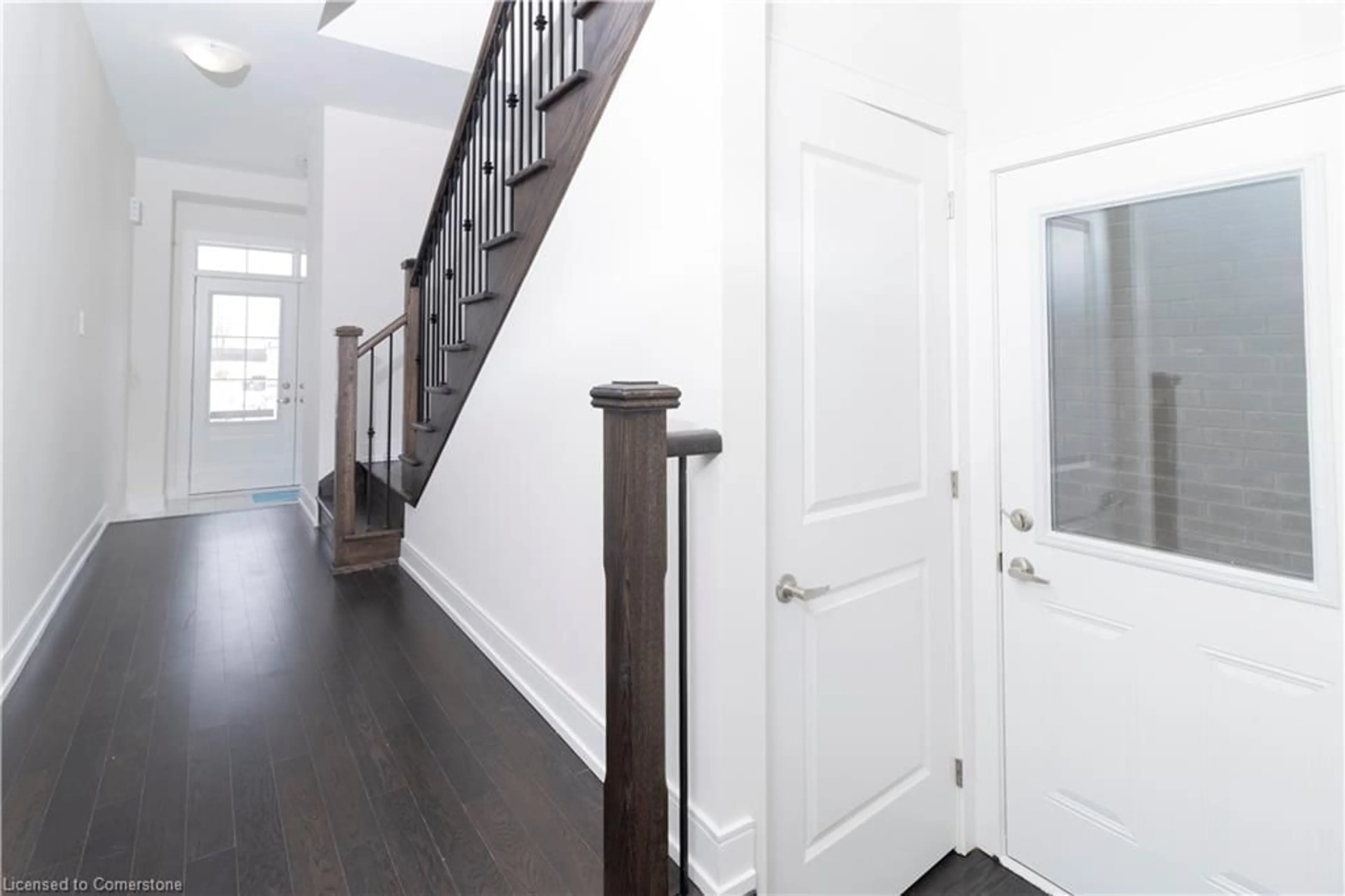 Indoor entryway for 28 Orr Avenue, Erin Ontario N0B 1T0