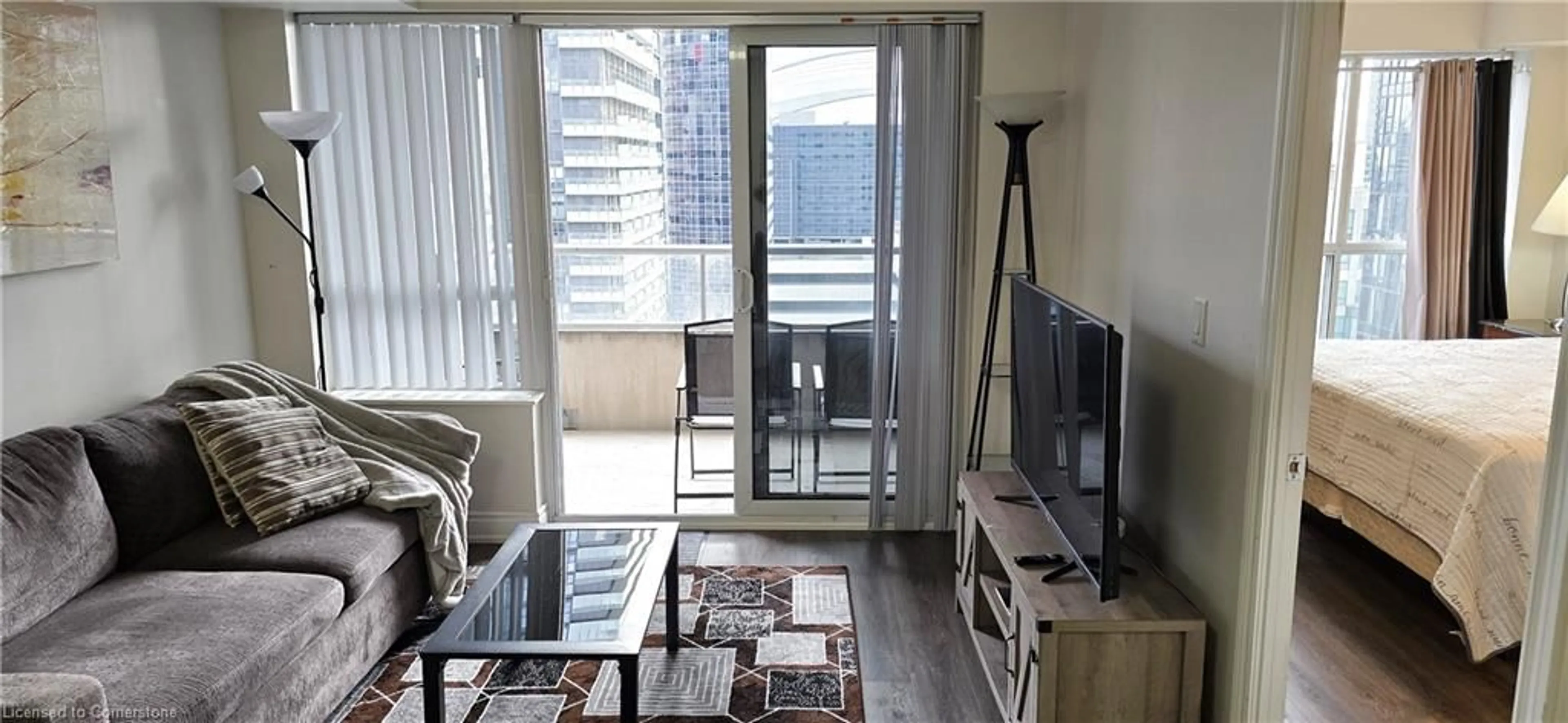 Living room with furniture, unknown for 250 Wellington St #1435, Toronto Ontario M5V 3P6