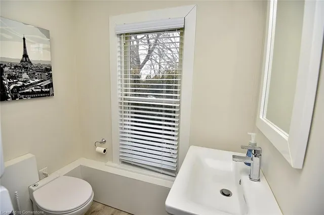 Additional property image - 2546 Wilson St