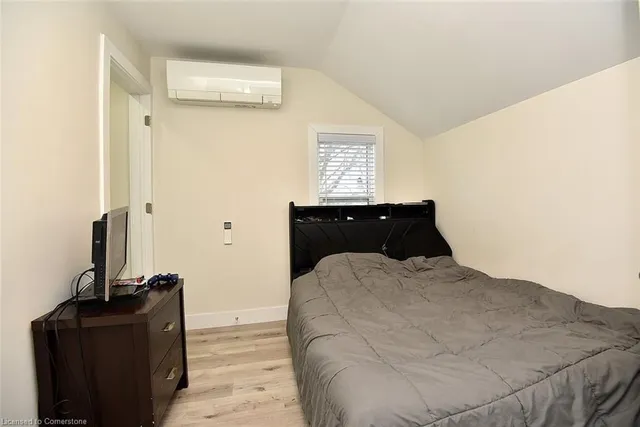 Additional property image - 2546 Wilson St