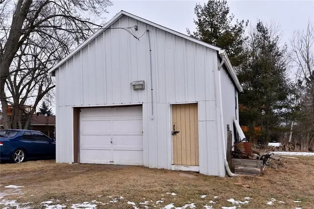 Additional property image - 2546 Wilson St