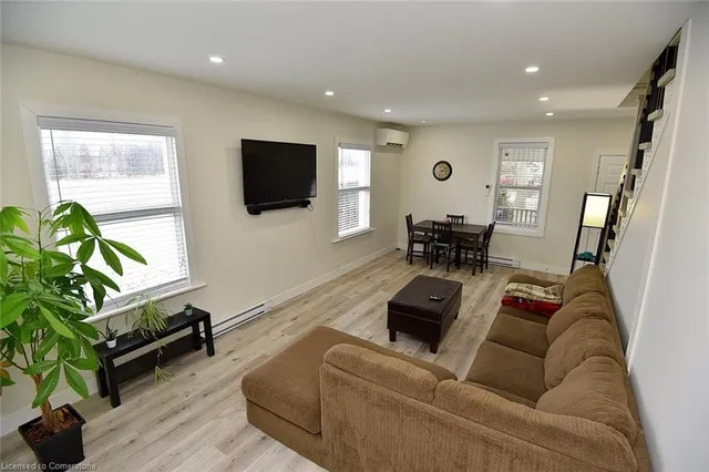 Additional property image - 2546 Wilson St