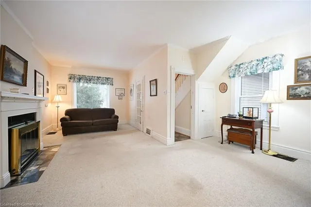 Additional property image - 90 Sydenham St