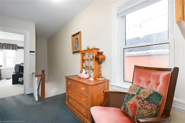 Additional property image - 90 Sydenham St