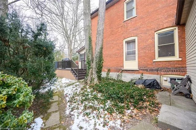 Additional property image - 90 Sydenham St