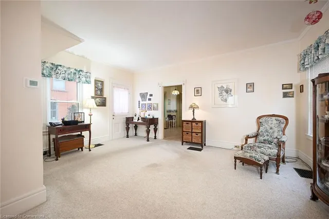 Additional property image - 90 Sydenham St