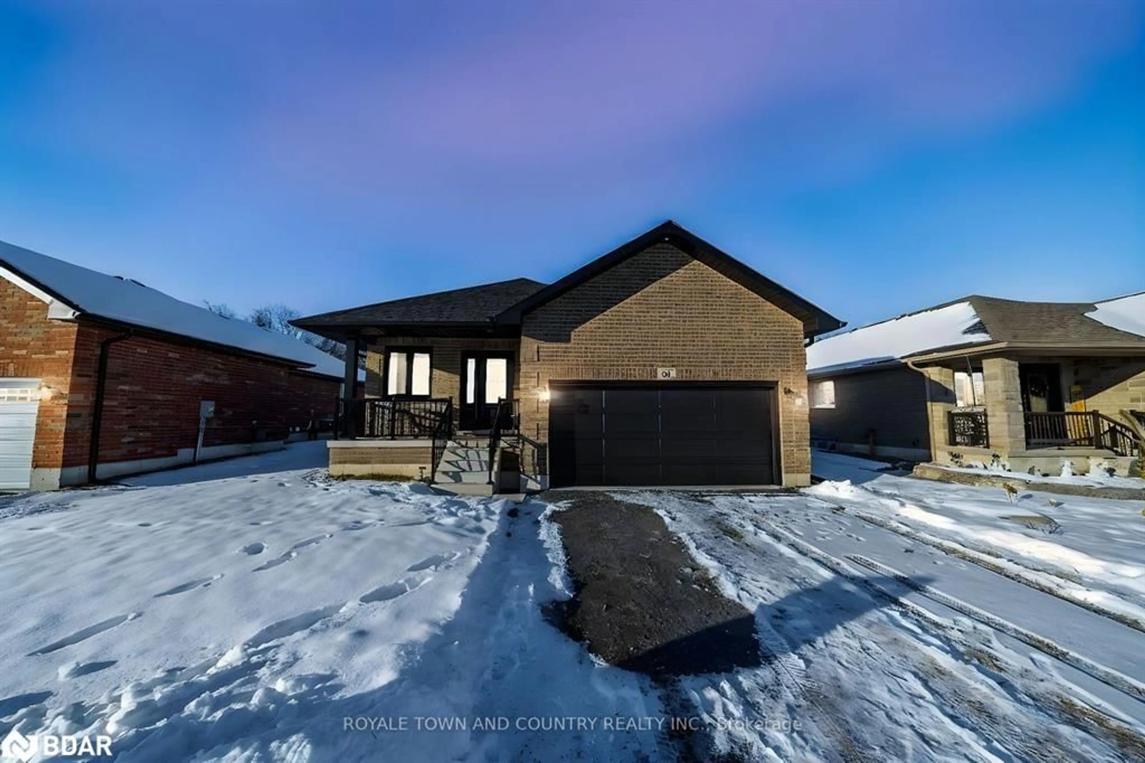 A pic from outside/outdoor area/front of a property/back of a property/a pic from drone, street for 61 Keeler Crt, Peterborough Ontario K0L 2V0