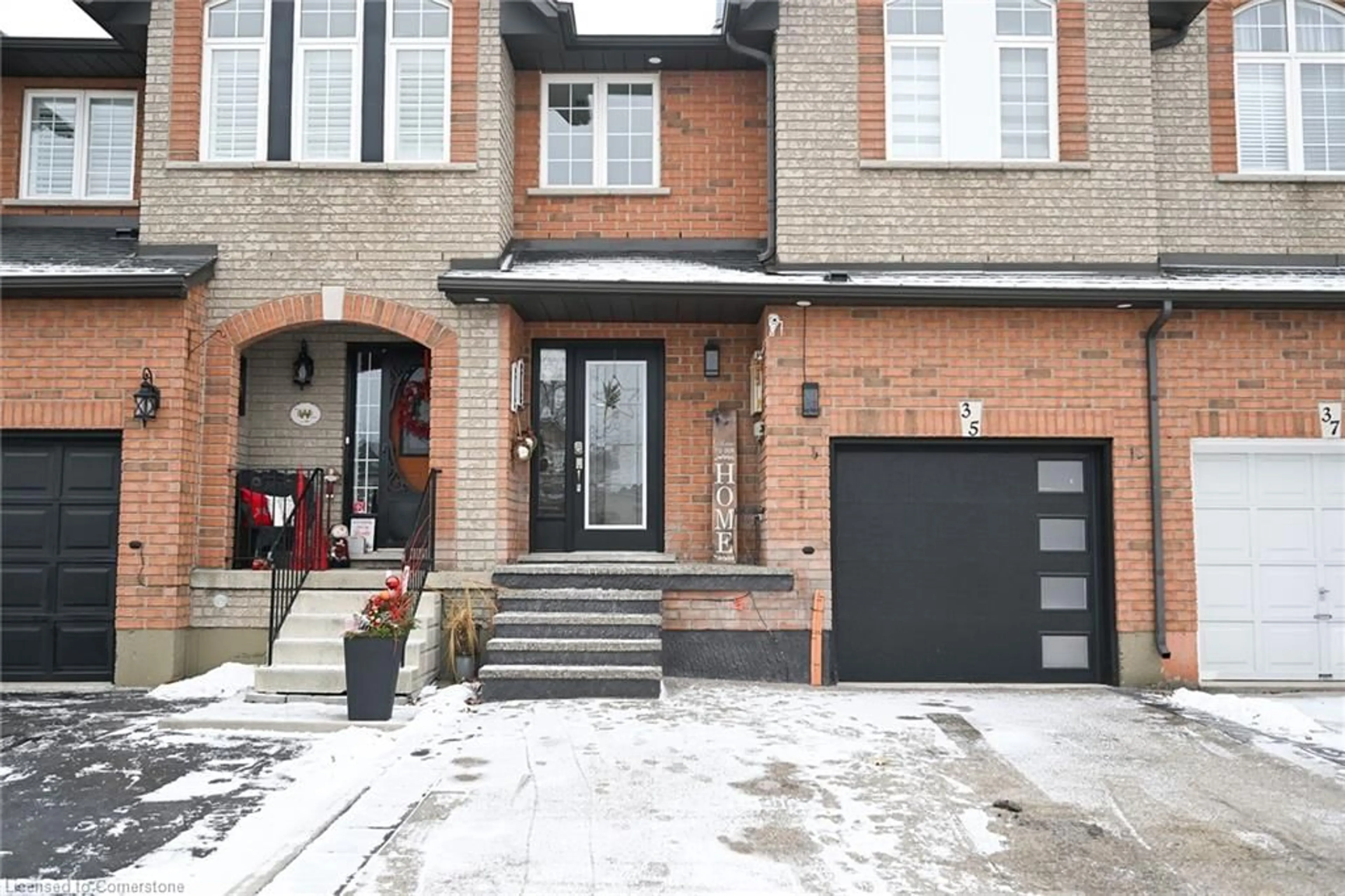 Home with brick exterior material, street for 35 Shadyglen Dr, Stoney Creek Ontario L8J 3W7