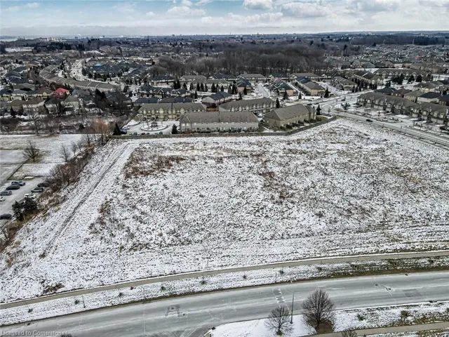 Additional property image - 370 Stonehenge Dr Unit 9