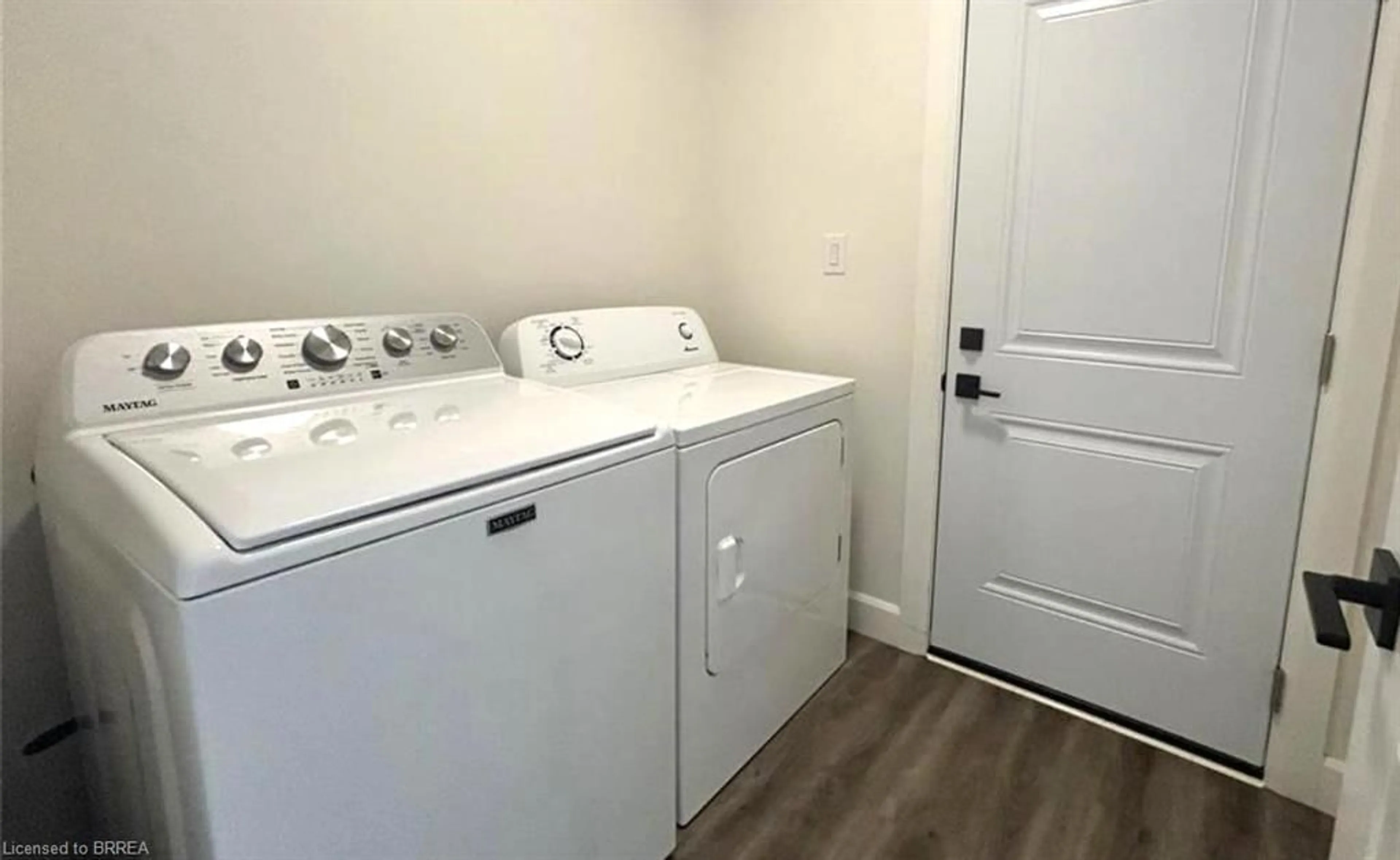 Laundry room for 165 Gordon St, Bothwell Ontario N0P 1C0