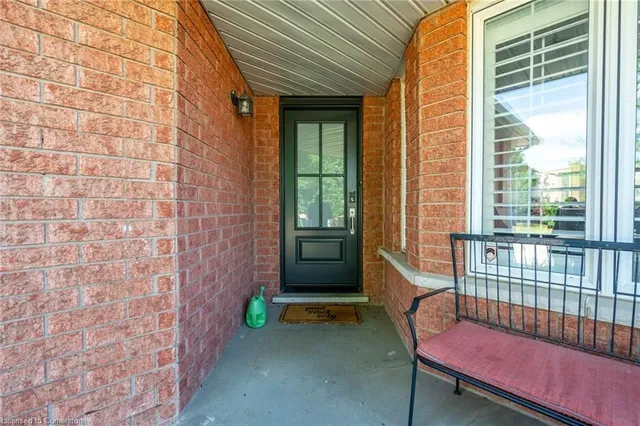 Additional property image - 2 Fenwick Pl