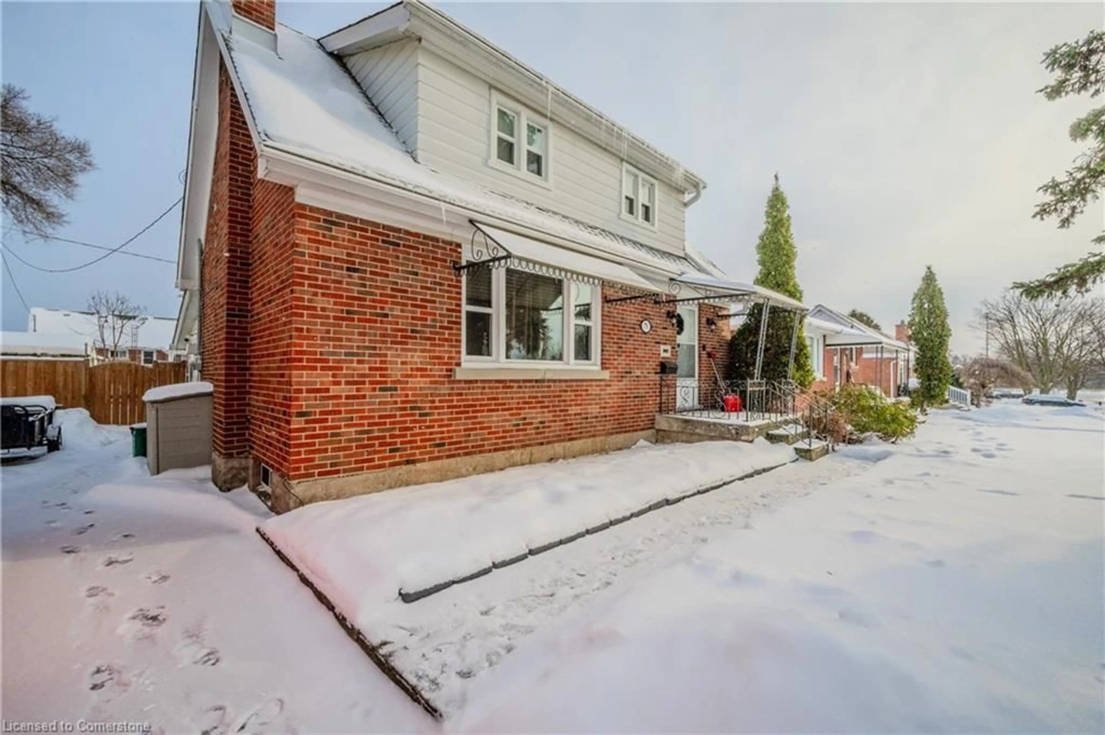 Home with brick exterior material, street for 776 Rockway Dr, Kitchener Ontario N2G 3B7