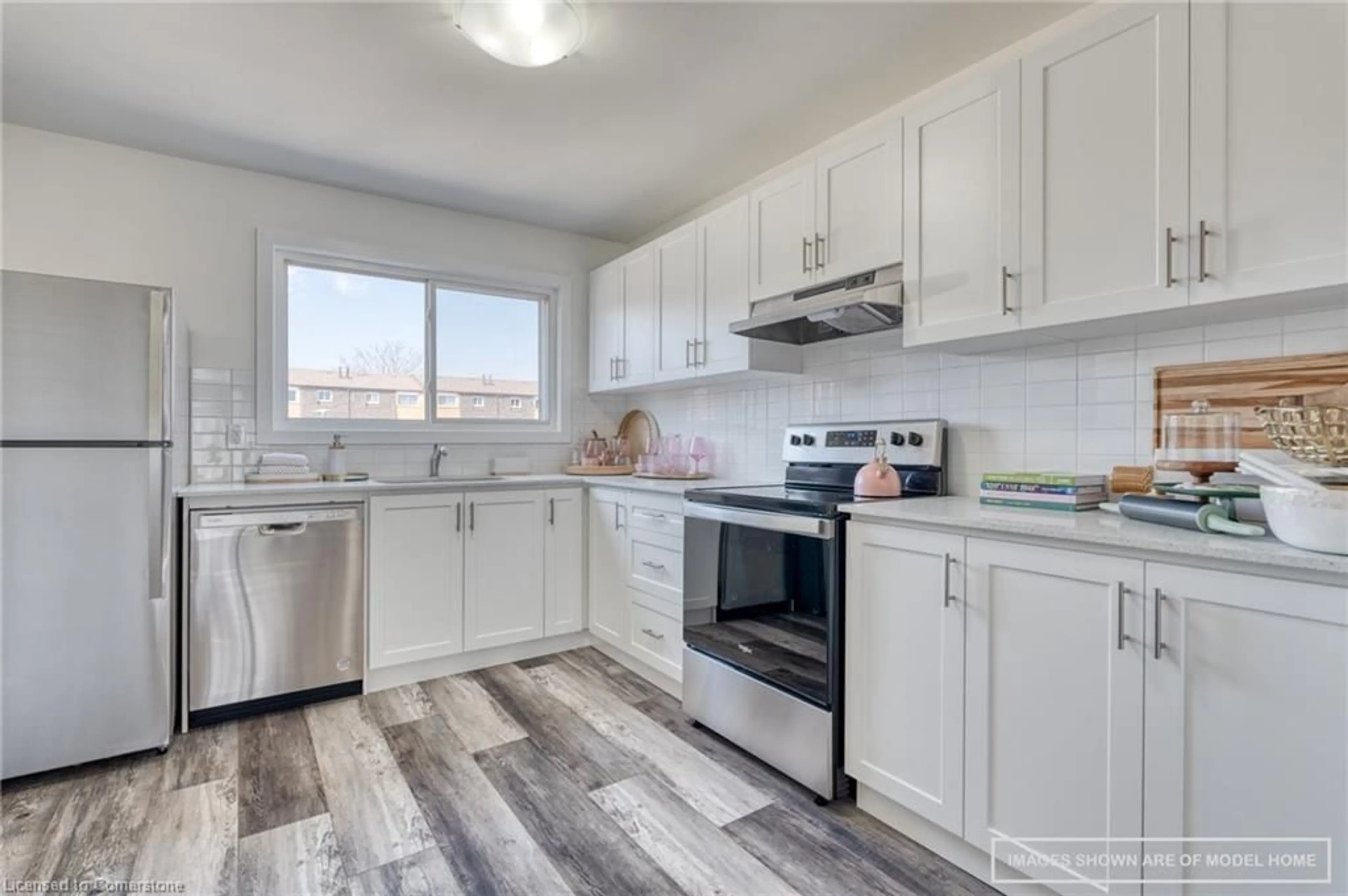 Open concept kitchen, unknown for 20 Anna Capri Dr #14, Hamilton Ontario L8W 1M6