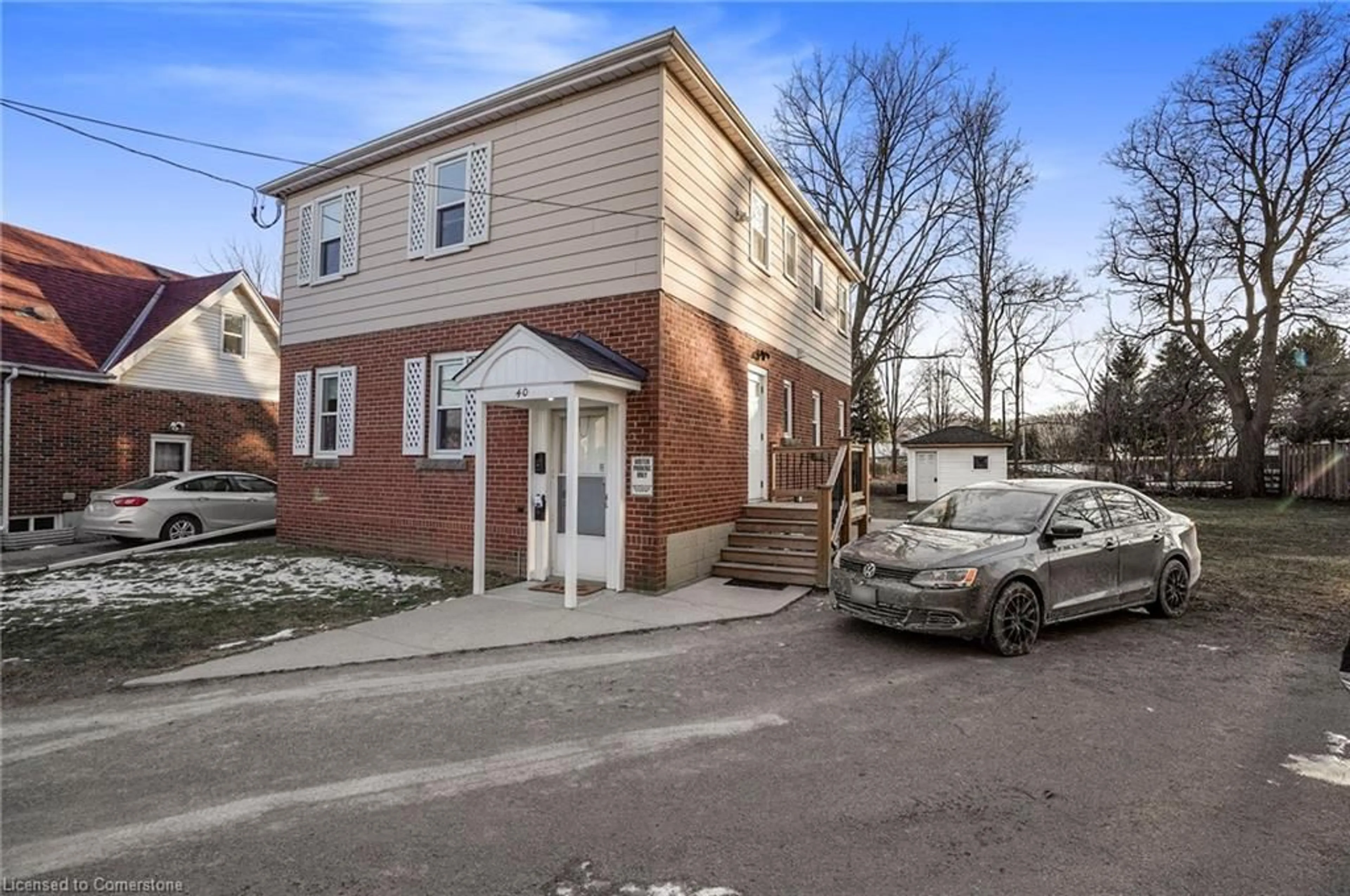 Unknown for 40 Kingsmount St, Hamilton Ontario L8S 3B3