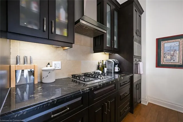Additional property image - 397 King St Unit 205