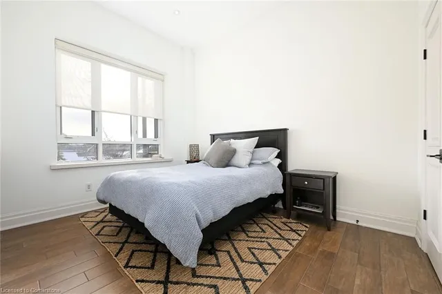 Additional property image - 397 King St Unit 205