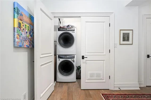 Additional property image - 397 King St Unit 205