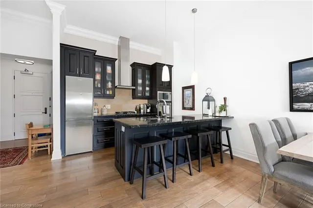 Additional property image - 397 King St Unit 205