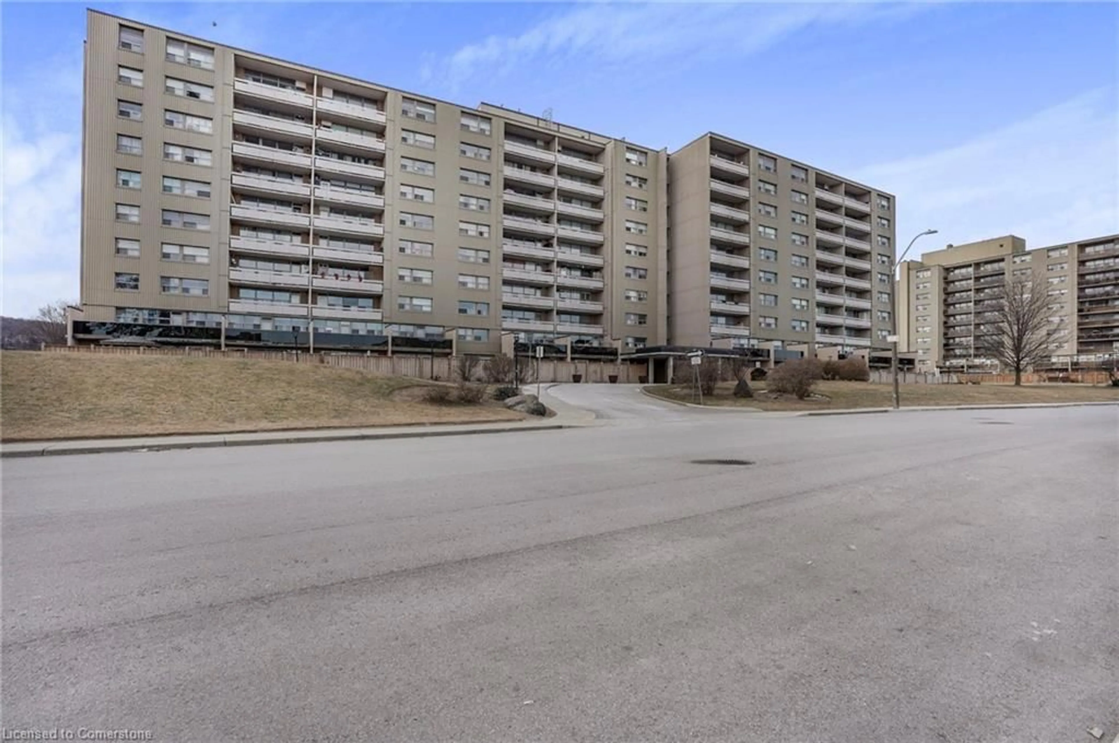 Unknown for 15 Albright Rd #1, Hamilton Ontario L8K 5J2